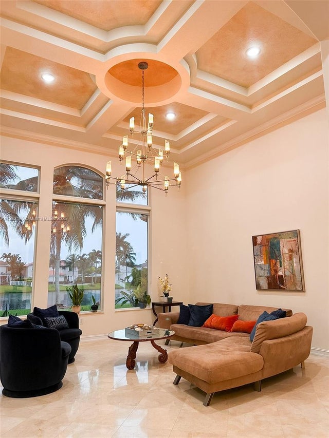 5 of 40 - 13742 Nw 11th Ct, Pembroke Pines, FL