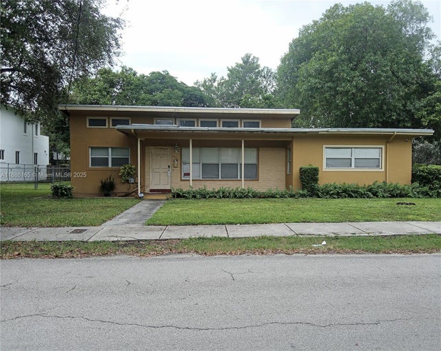1 of 4 - 3256 Day Ave, Miami, FL