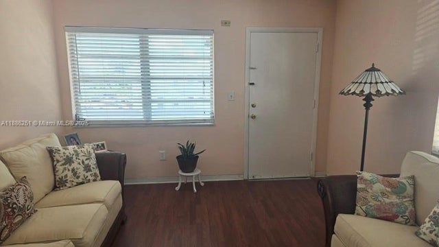 4 of 32 - 11 Ne 204th St 25, Miami Gardens, FL