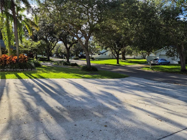 3 of 29 - 15246 Sw 146th St, Miami, FL