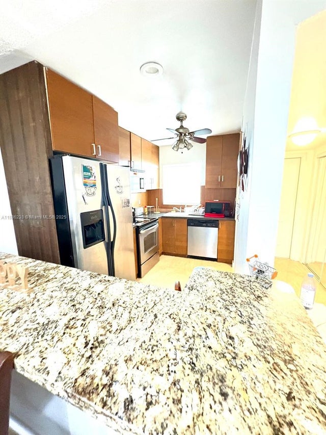 4 of 14 - 7991 N Sunrise Lakes Dr 311, Sunrise, FL