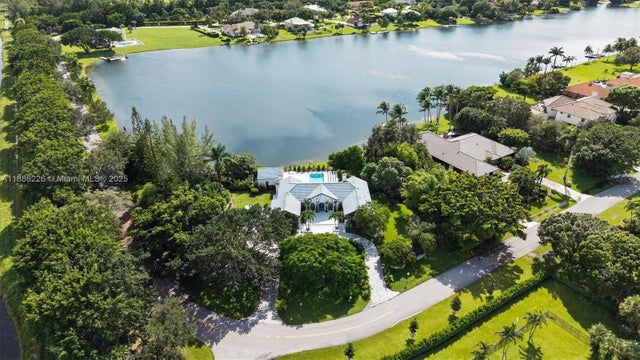 8728 E Wendy Ln E, West Palm Beach