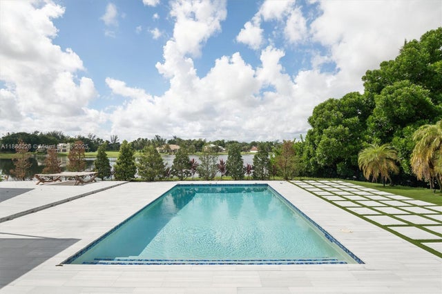 3 of 44 - 8728 E Wendy Ln E, West Palm Beach, FL