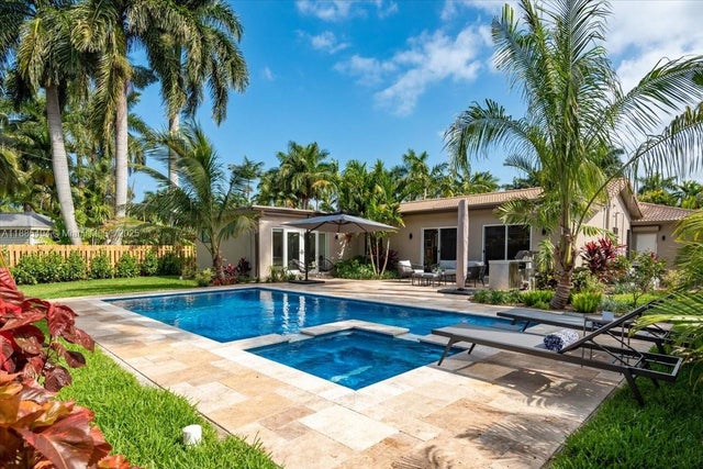 1 of 27 - 1339 Jefferson St, Hollywood, FL