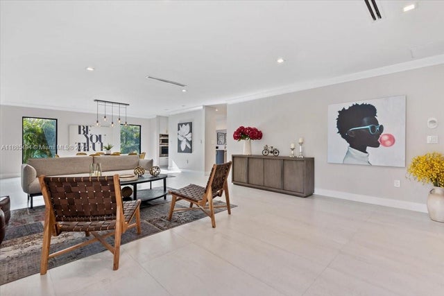 4 of 27 - 1339 Jefferson St, Hollywood, FL