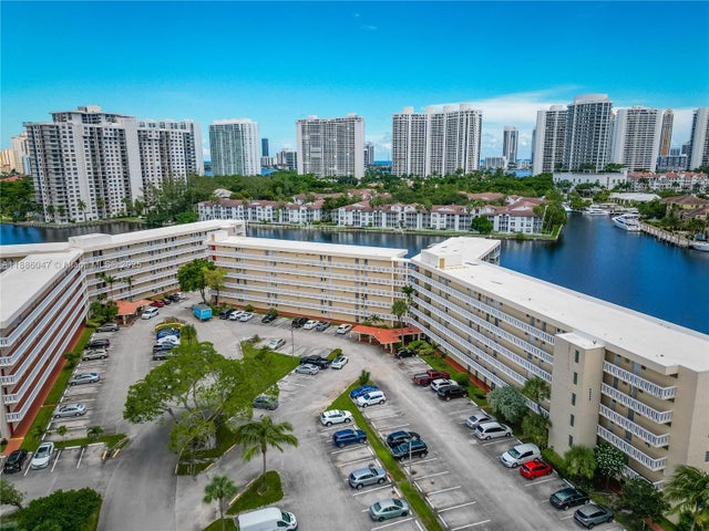 3 of 28 - 2980 Point East Dr D607, Aventura, FL
