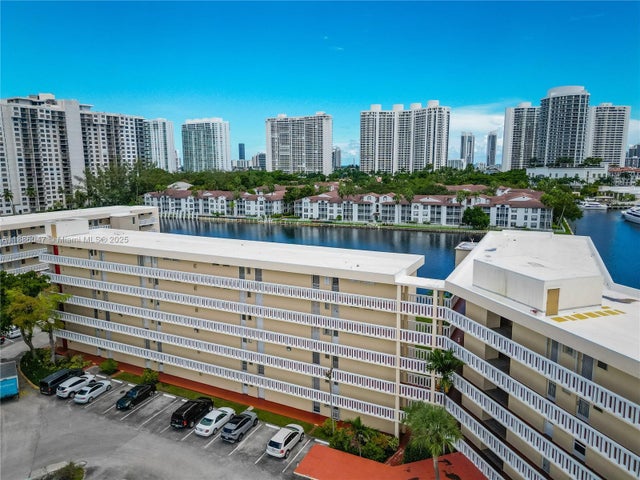 4 of 28 - 2980 Point East Dr D607, Aventura, FL
