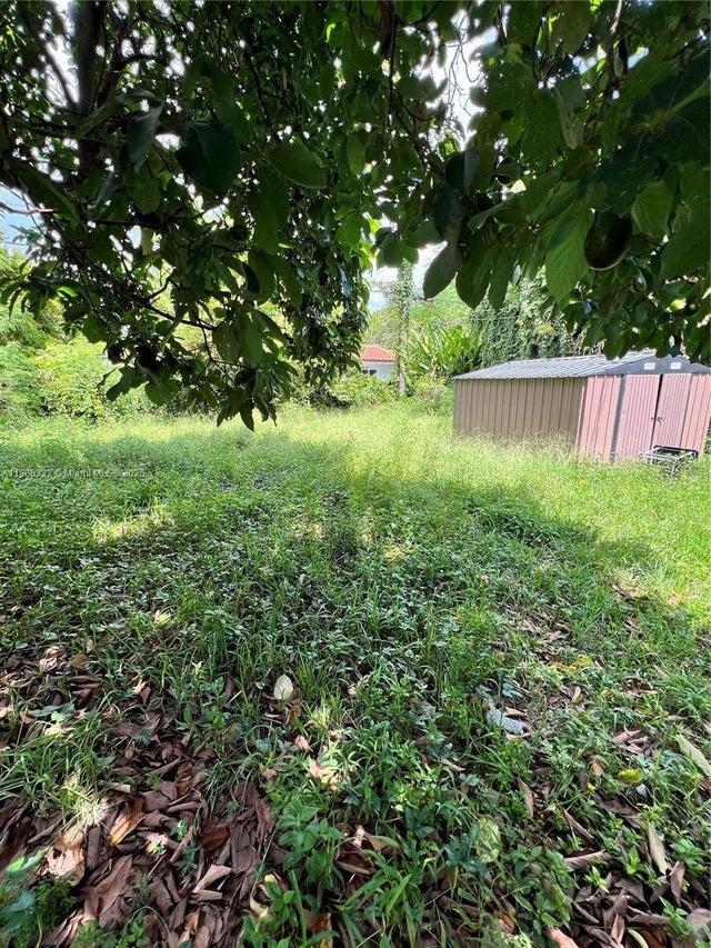 5 of 9 - 2473 Sw 14th St, Miami, FL