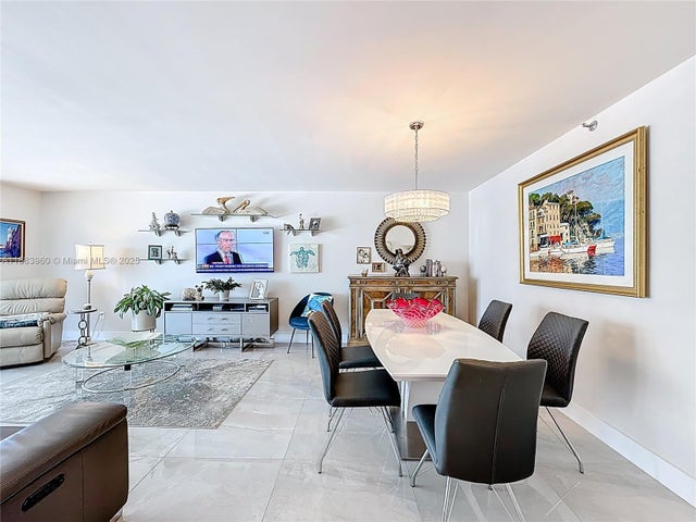 5 of 29 - 6061 Collins Ave 20c, Miami Beach, FL
