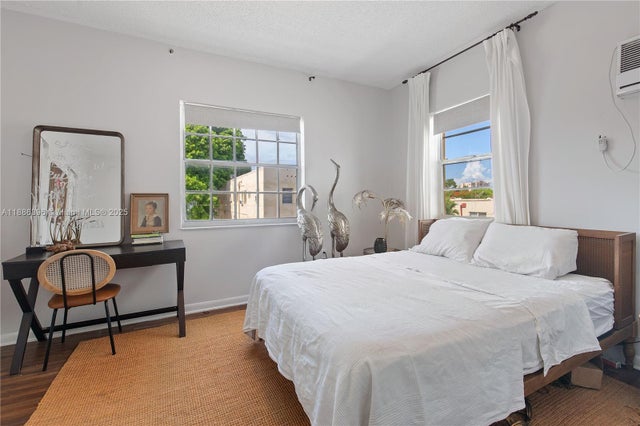 1 of 23 - 1043 Nw 2nd St 13, Miami, FL
