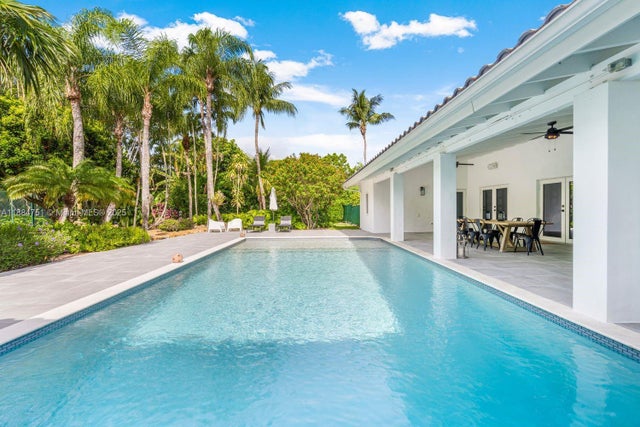 5 of 65 - 6140 Sw 121st St, Pinecrest, FL