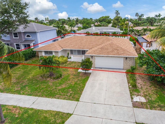 2 of 16 - 2505 Ne 35th Dr, Fort Lauderdale, FL