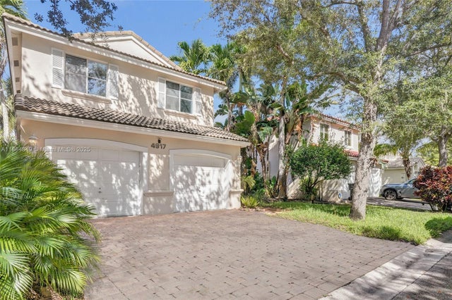 1 of 44 - 4917 Sw 32nd Way, Hollywood, FL