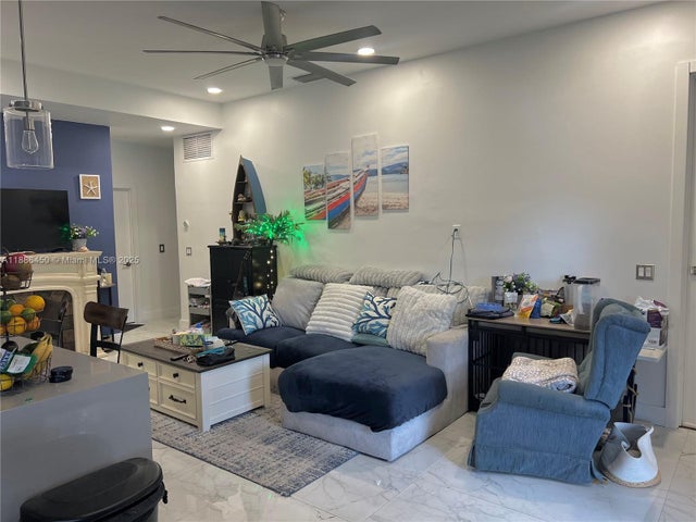 4 of 37 - 8320 Sw 12th St, Pembroke Pines, FL