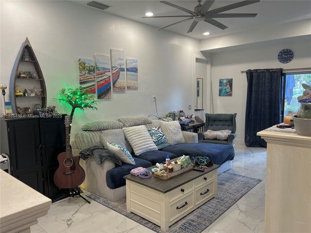 5 of 37 - 8320 Sw 12th St, Pembroke Pines, FL