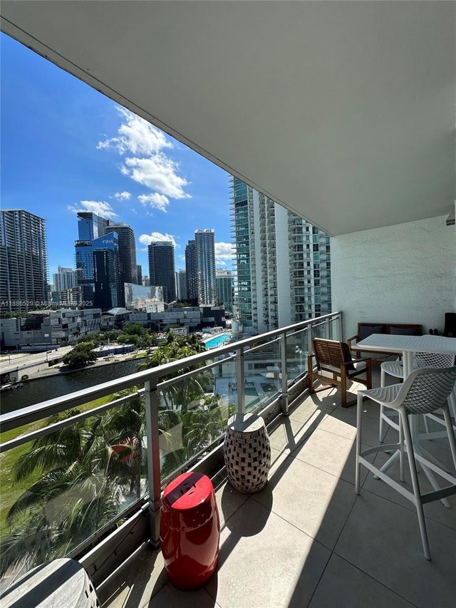 3 of 40 - 1q. Jkl,m Sw 3rd St 1603, Miami, FL
