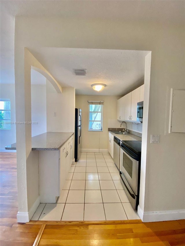 4 of 29 - 760 Euclid Ave 102, Miami Beach, FL