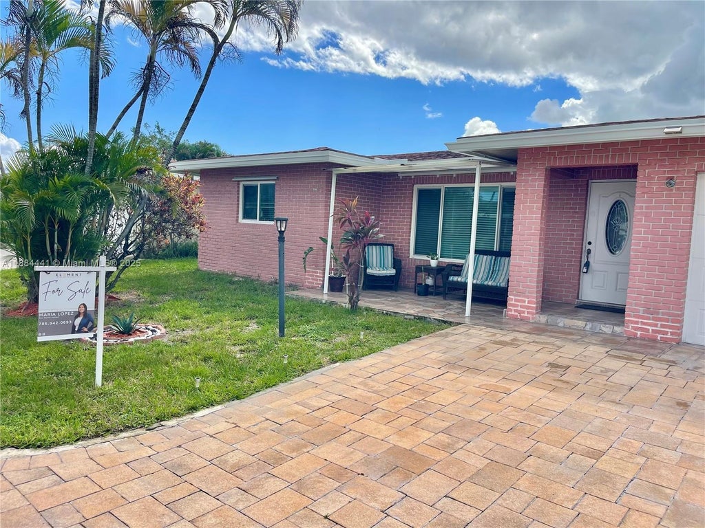 1270 Nw 49th St, Deerfield Beach