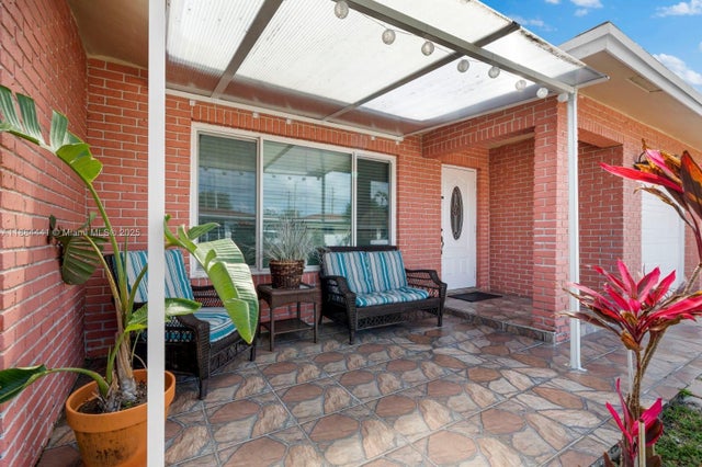 3 of 32 - 1270 Nw 49th St, Deerfield Beach, FL