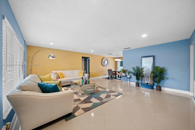 3 of 27 - 1270 Nw 49th St, Deerfield Beach, FL