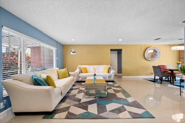 5 of 27 - 1270 Nw 49th St, Deerfield Beach, FL