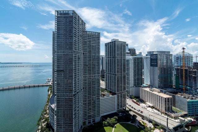 2 of 51 - 300 Biscayne Blvd Way 3503, Miami, FL