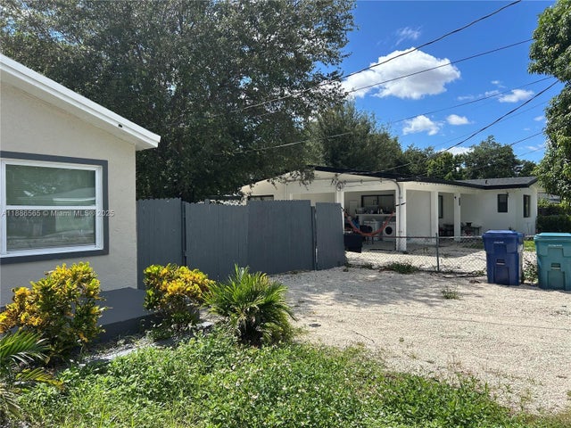 3 of 13 - N/A, Miami, FL