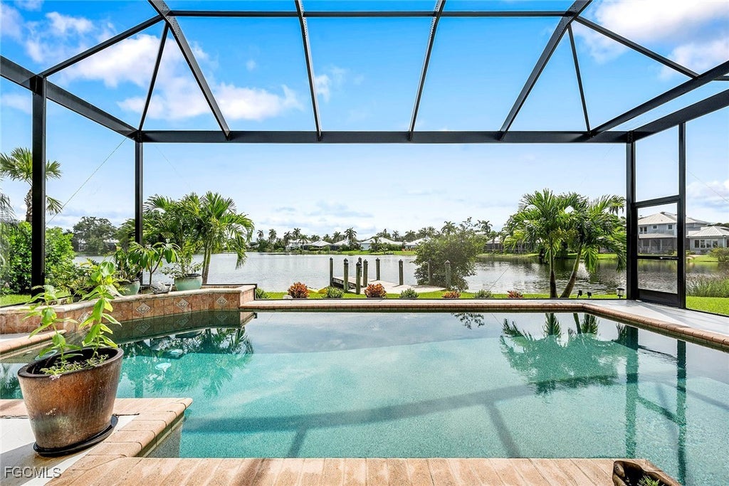 16171 Bentwood Palms Dr, Fort Myers