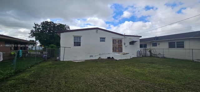 5 of 16 - 2121 Nw 64th St, Miami, FL
