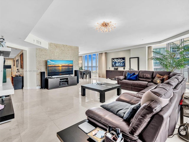 4 of 80 - 3535 S Ocean Dr 905, Hollywood, FL