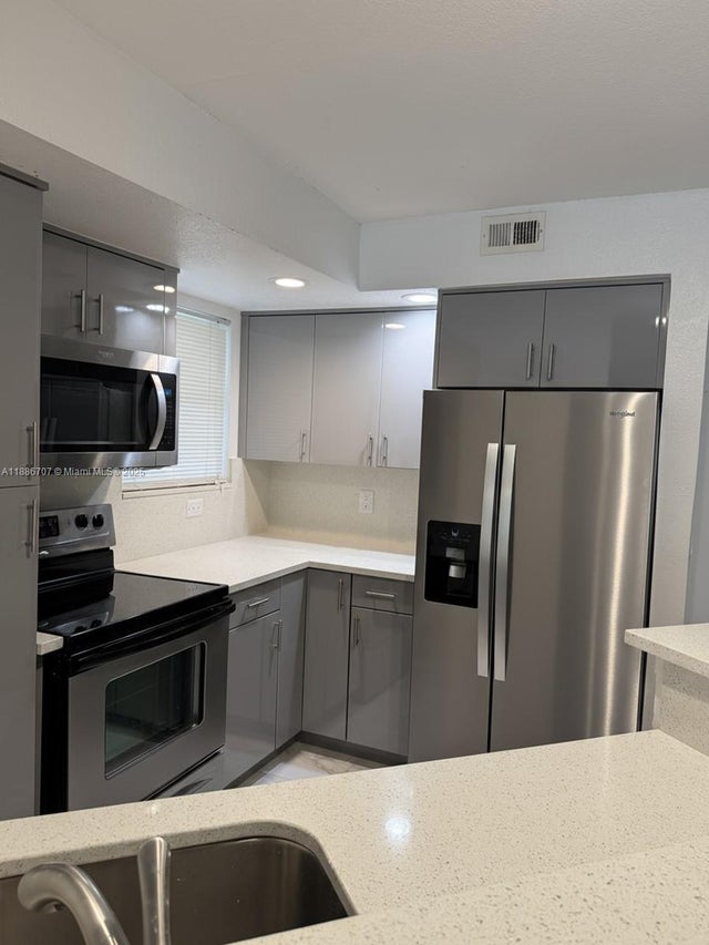 5 of 14 - 663 Vista Isles Dr 1711, Sunrise, FL