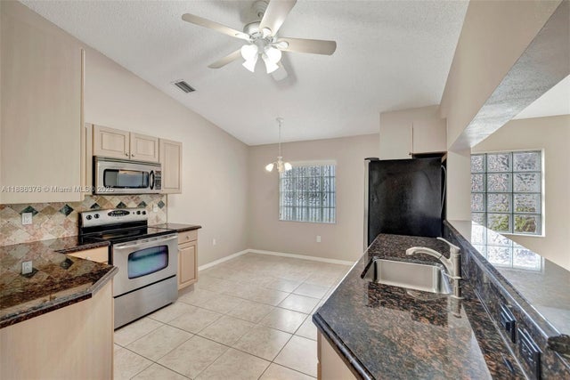 3 of 46 - 16249 Nw 24th St, Pembroke Pines, FL