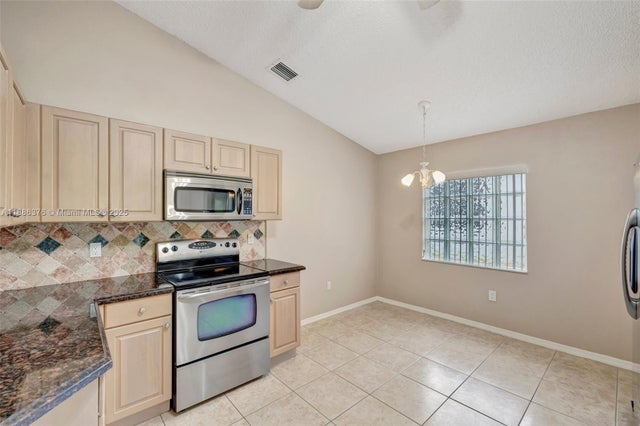4 of 46 - 16249 Nw 24th St, Pembroke Pines, FL