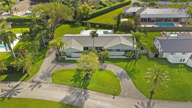 2 of 34 - 12445 Sw 99th Ave, Miami, FL