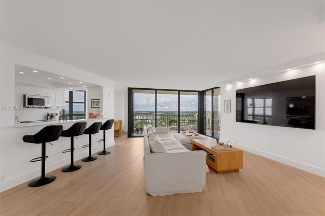 1 of 23 - 4000 Towerside Ter 2211, Miami, FL
