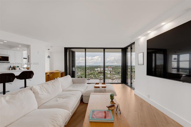3 of 23 - 4000 Towerside Ter 2211, Miami, FL