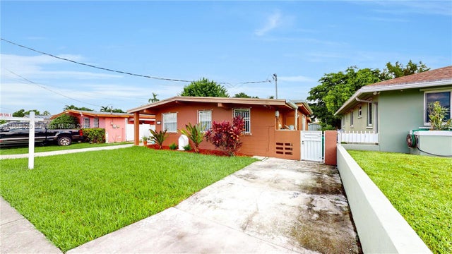 3 of 23 - 9035 Sw 27th St, Miami, FL