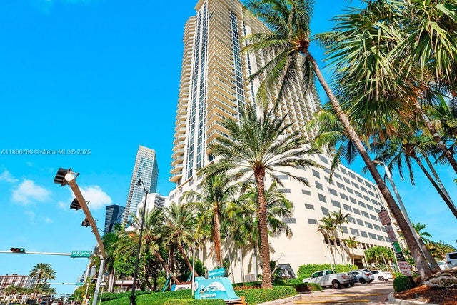 1 of 30 - 16699 Collins Ave 1806, Sunny Isles Beach, FL