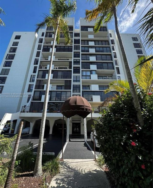 5 of 13 - 77 Crandon Blvd 4e, Key Biscayne, FL