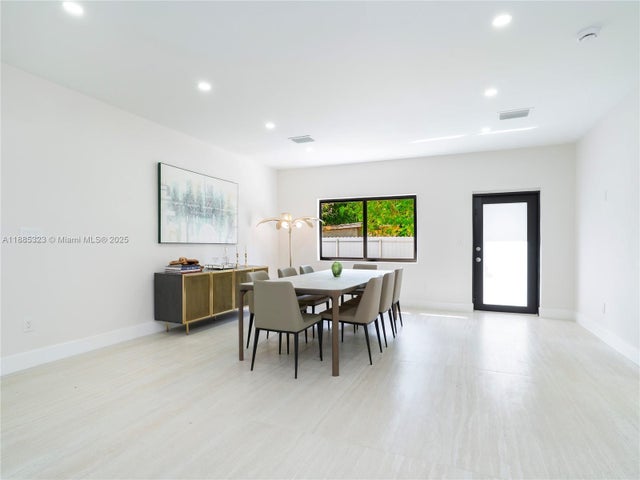 5 of 25 - 550 Nw 143rd St, North Miami, FL