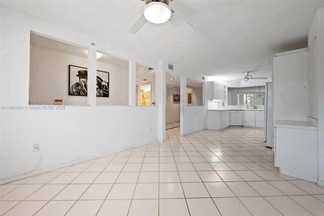5 of 21 - 7667 Granville Dr 310, Tamarac, FL