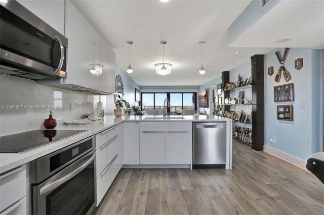 5 of 43 - 1401 N Riverside Dr 1403, Pompano Beach, FL