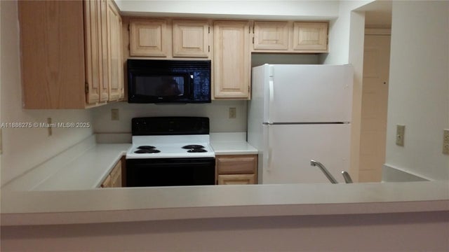 2 of 22 - 1280 S Alhambra Cir 2117, Coral Gables, FL