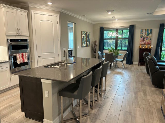 2 of 19 - 4475 S Silverwood Ln S, Oakland Park, FL