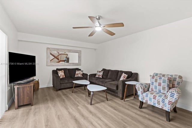 5 of 36 - 6001 60th Way, West Palm Beach, FL