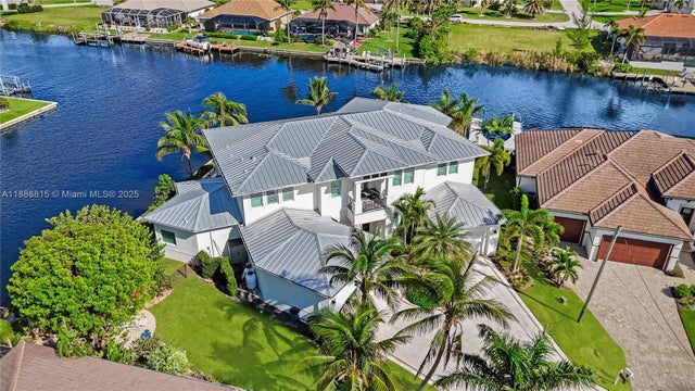 2 of 72 - 2801 Sw 39th Ter, Cape Coral, FL