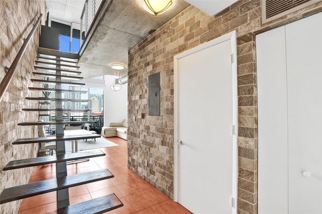 2 of 14 - 690 Sw 1st Ct 1213, Miami, FL