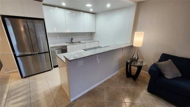 4 of 54 - 2144 Cambridge G 2144, Deerfield Beach, FL