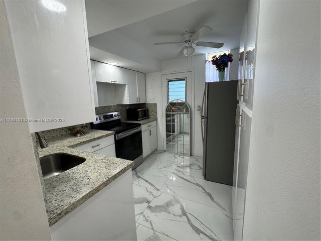 3 of 9 - 2980 Point East Dr D102, Aventura, FL
