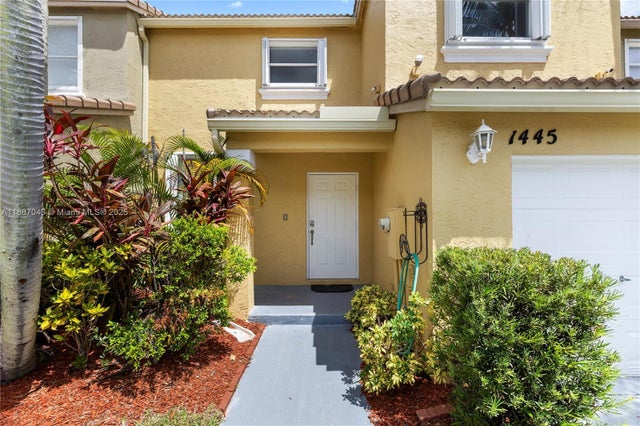 3 of 40 - 1445 Nw 154th Ln, Pembroke Pines, FL